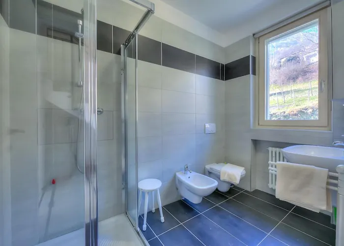 La Perla Di Pianello Apartment *