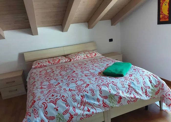 La Perla Di Pianello Apartment